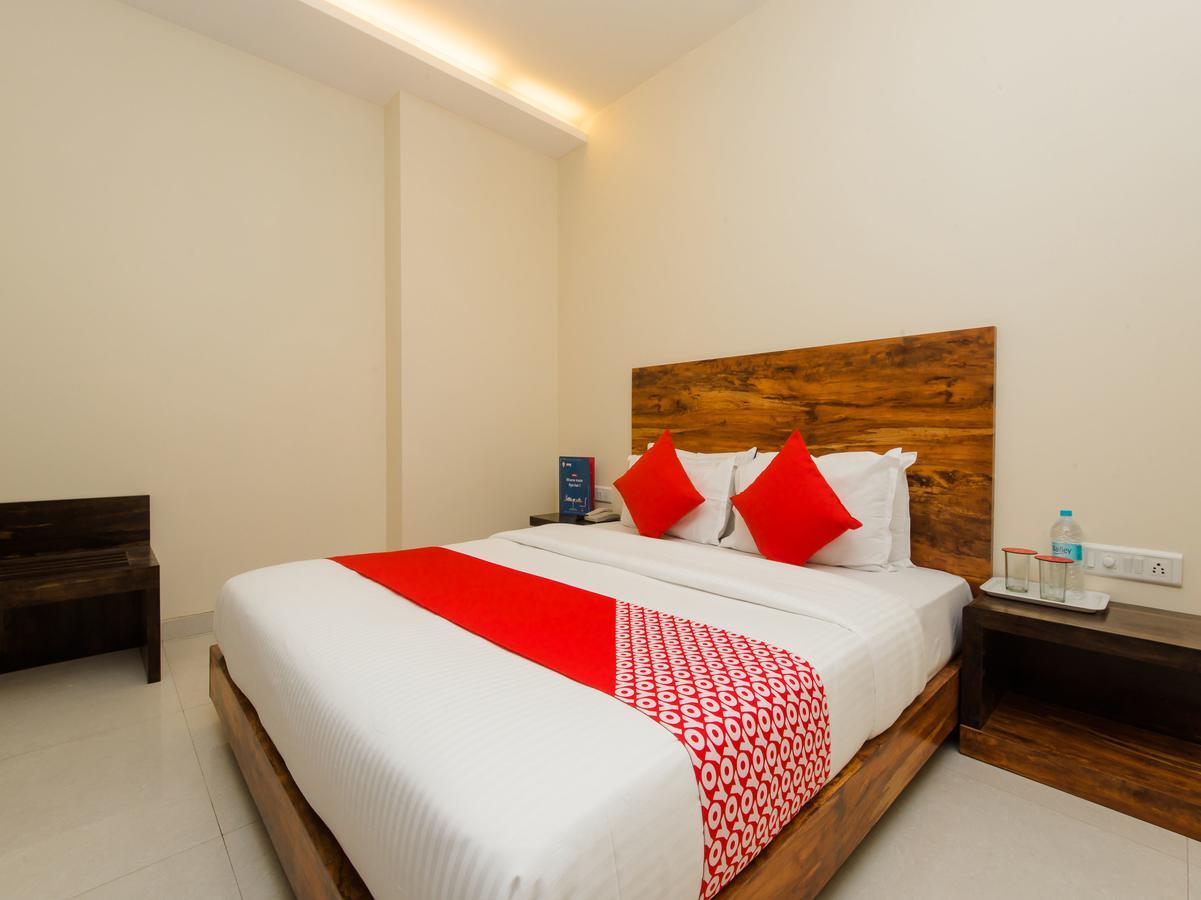 Hotel Sai Comforts Bapane Exterior photo